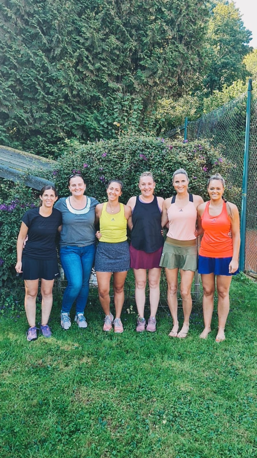 Personen von links auf dem Bild: Nadja Scherer-Noll, Christina Tilk, Stephanie Conrad, Viktoria Töx, Natalie Herresthal und Sabine Klein.